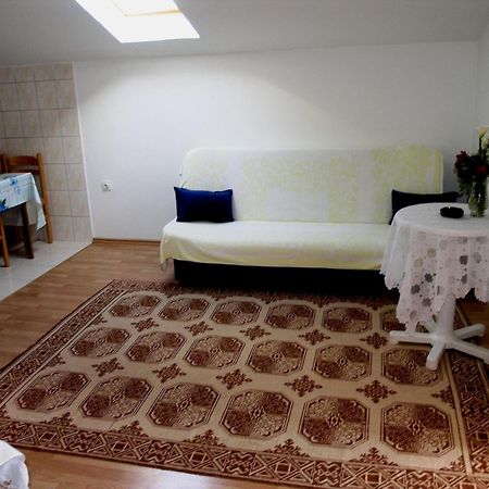 Apartments Nik - 50 M From The Sea Gradac  Exterior photo
