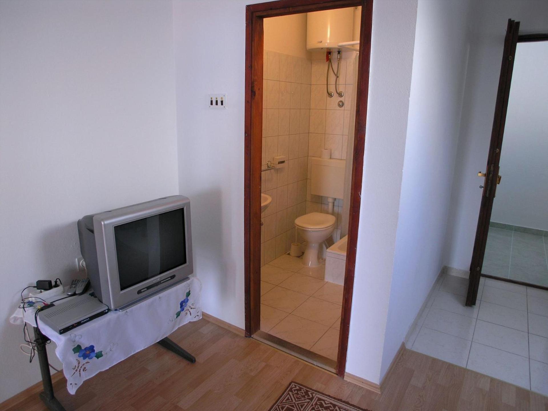 Apartments Nik - 50 M From The Sea Gradac  Exterior photo